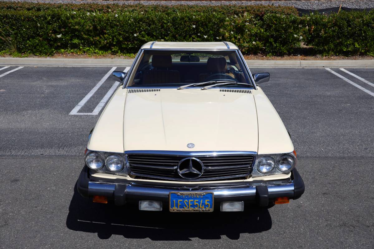 Mercedes-benz-380-380sl-1983-3