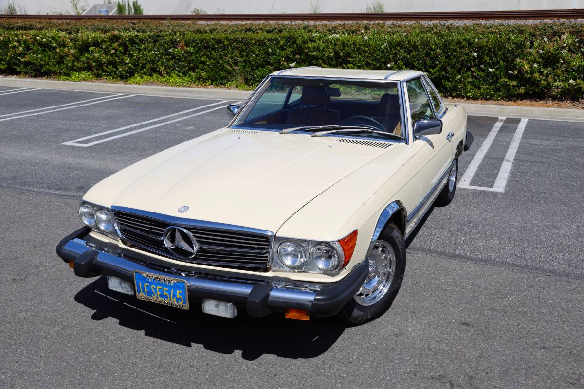 Mercedes-benz-380-380sl-1983