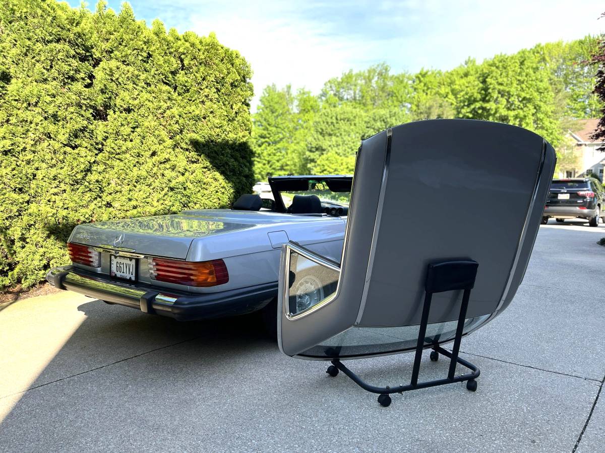 Mercedes-benz-380-380sl-1984-15