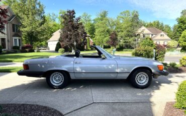 Mercedes-benz-380-380sl-1984-16