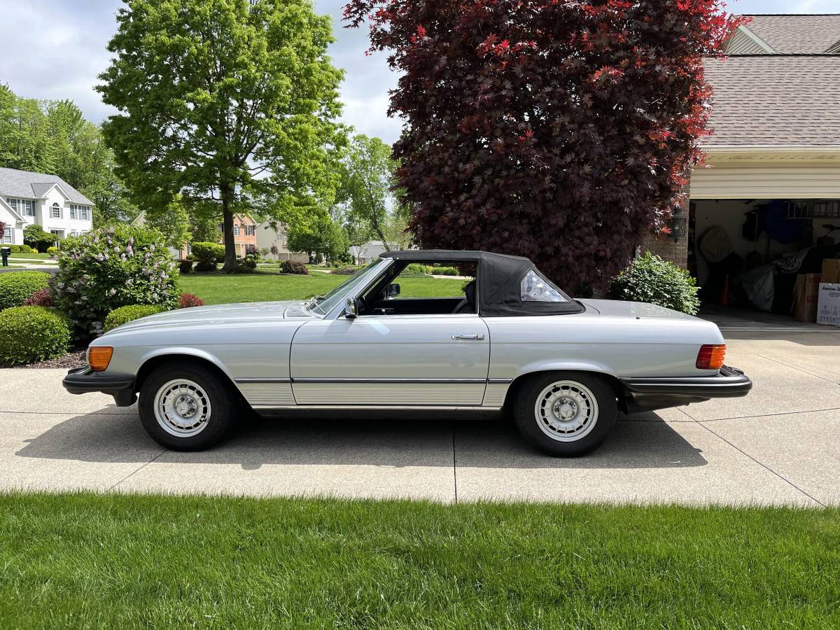 Mercedes-benz-380-380sl-1984-2