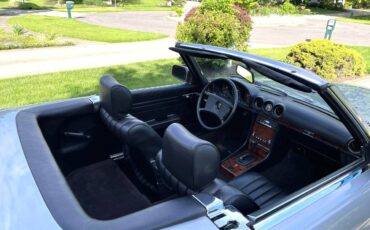 Mercedes-benz-380-380sl-1984-23