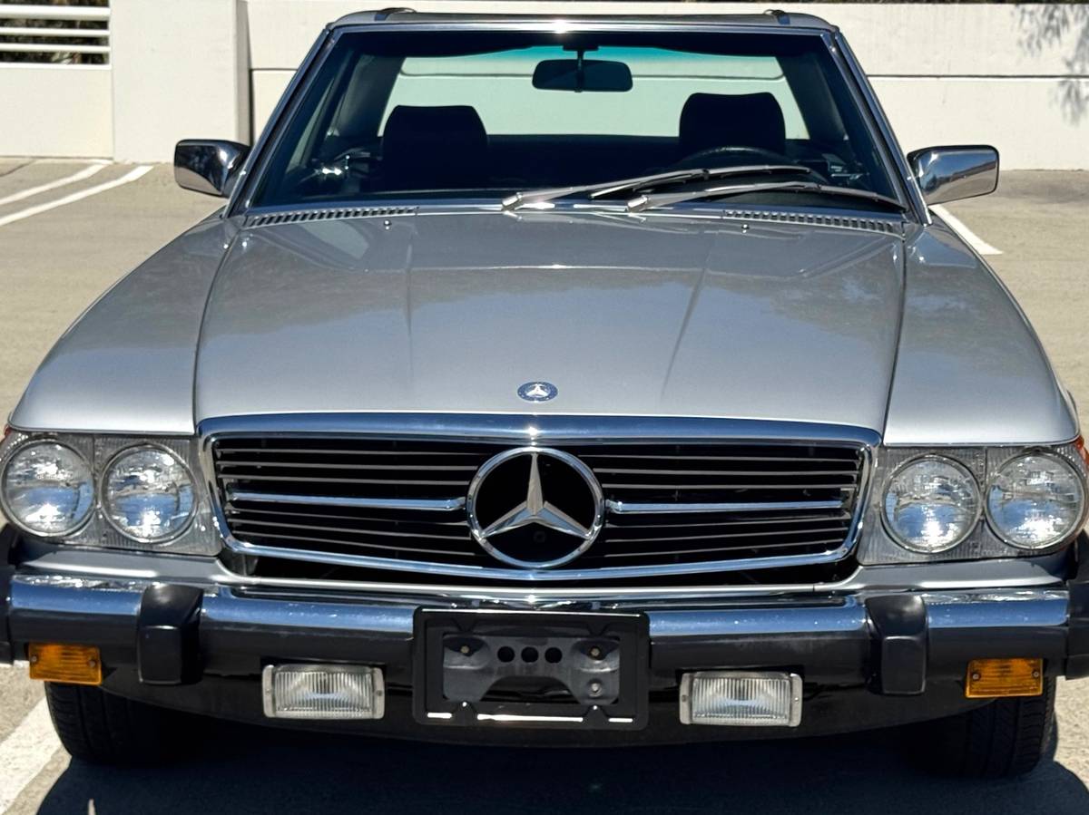 Mercedes-benz-380-380sl-1984-6