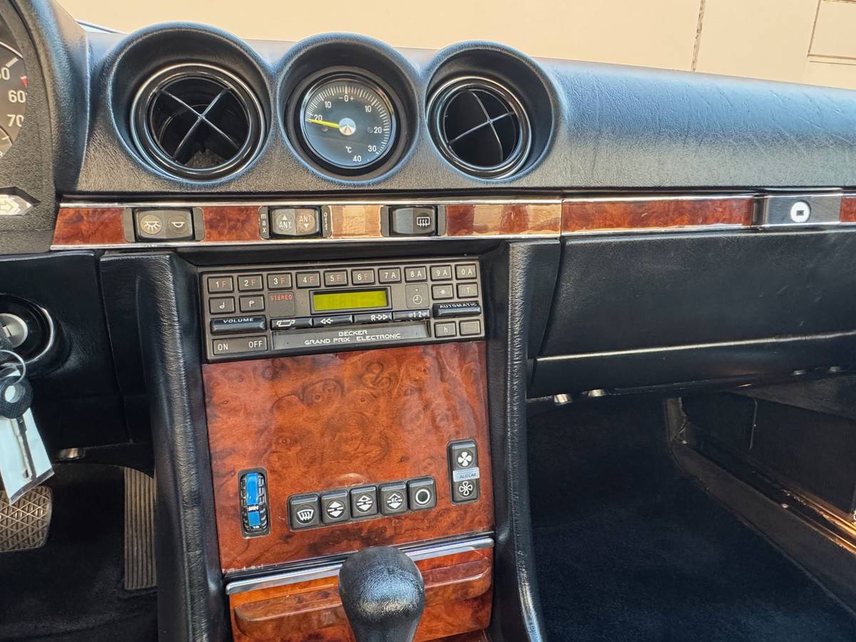 Mercedes-benz-380-380sl-1984-9