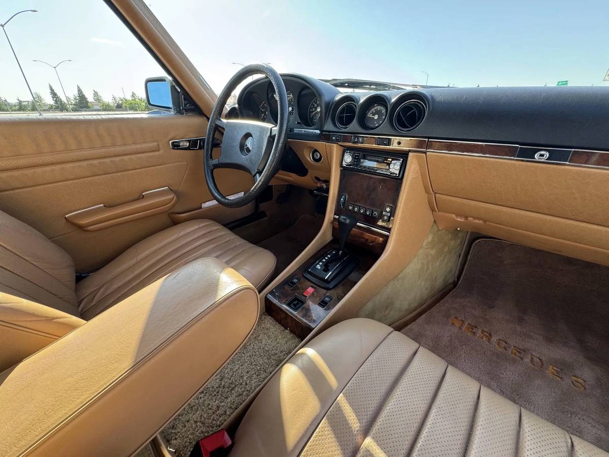 Mercedes-benz-380-380sl-1984-red-11