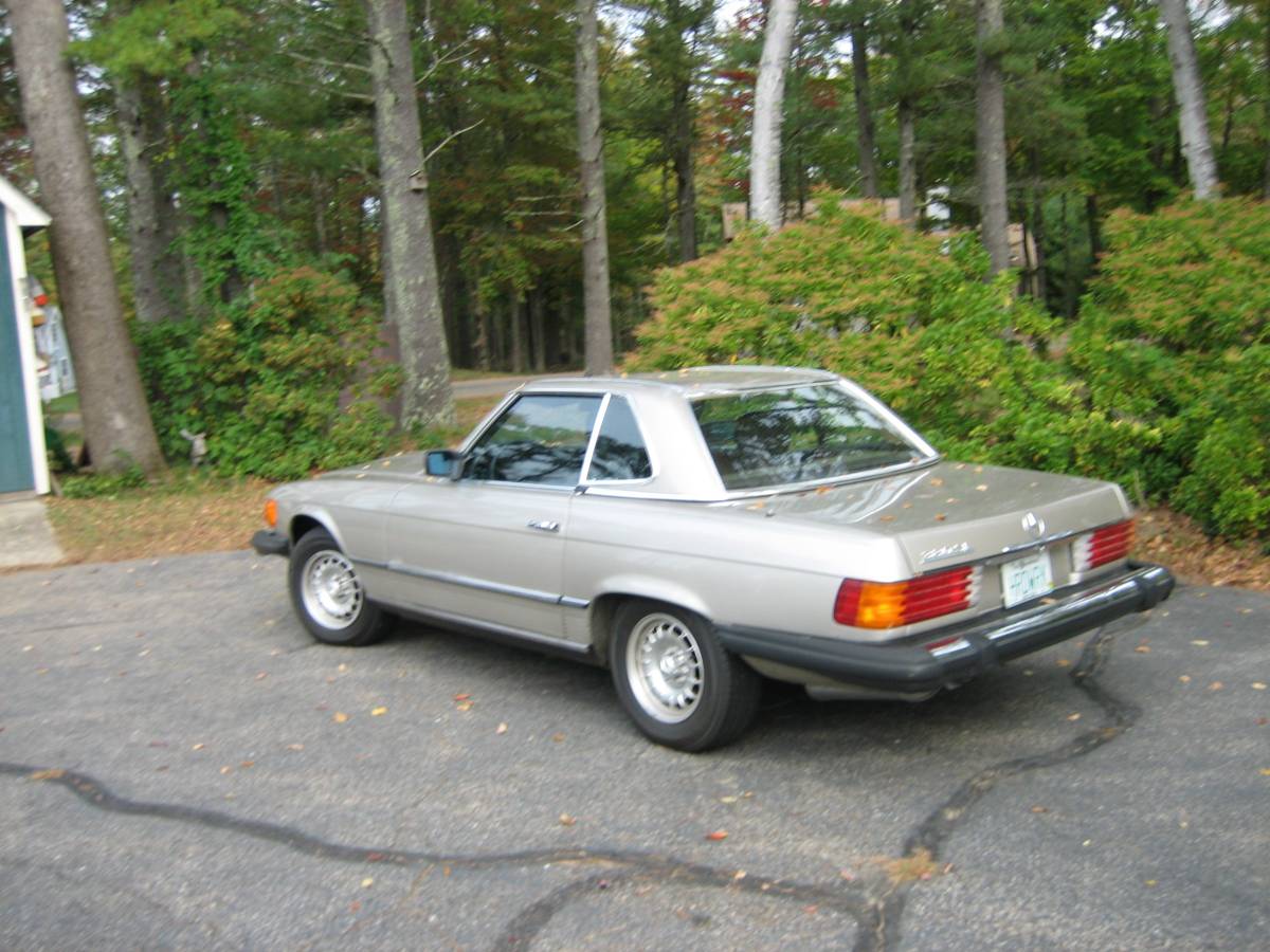 Mercedes-benz-380-380sl-1985-1
