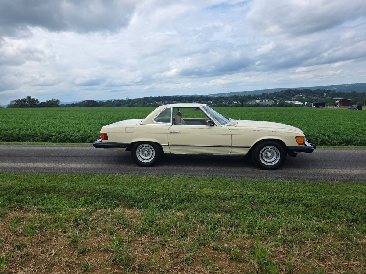Mercedes-benz-380-380sl-1985-yellow-24