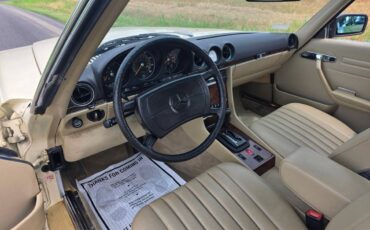 Mercedes-benz-380-380sl-1985-yellow-29