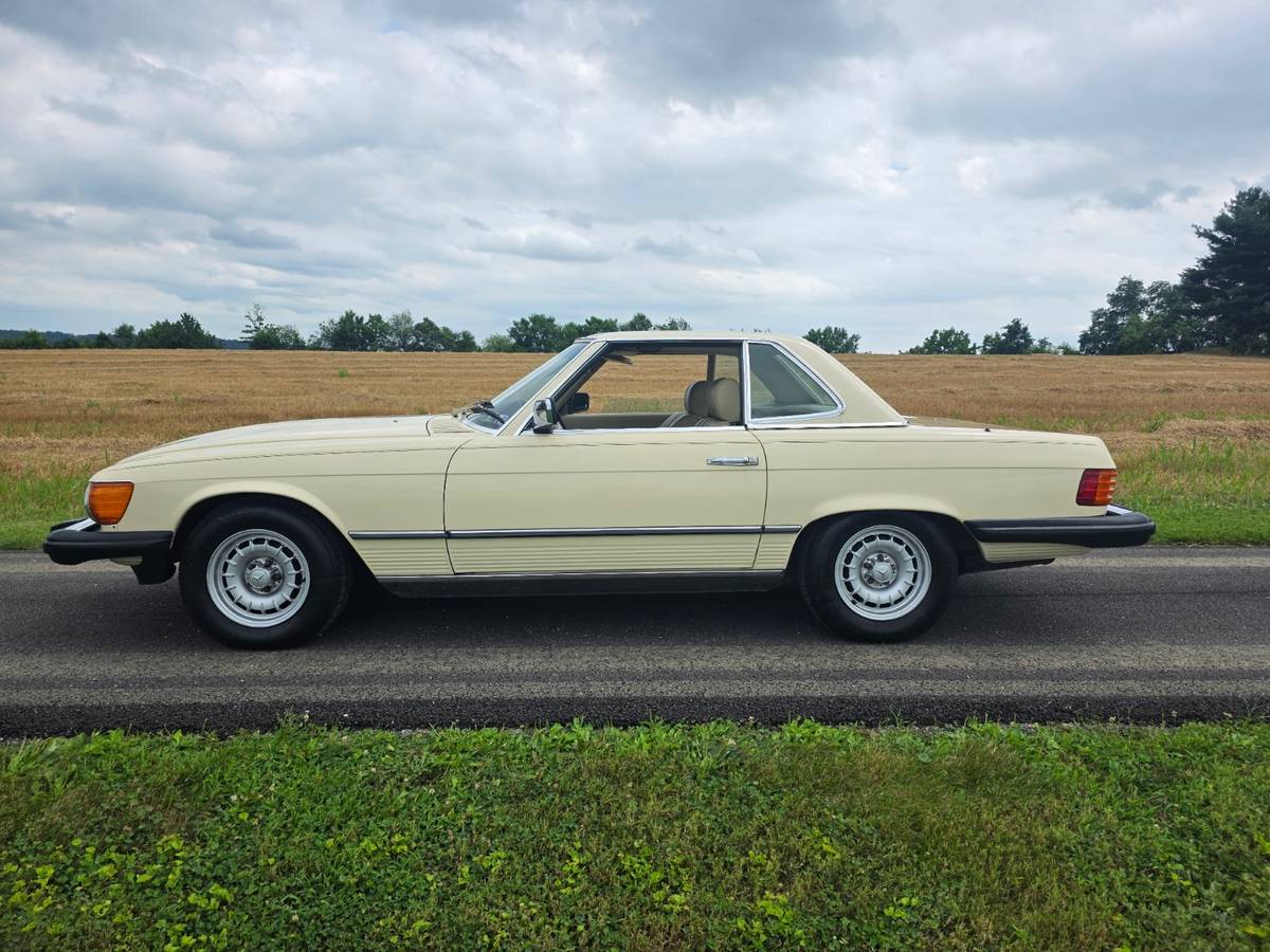 Mercedes-benz-380-380sl-1985-yellow-3