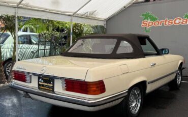 Mercedes-benz-380-class-1982-10