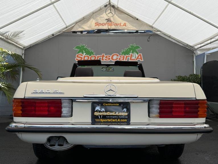 Mercedes-benz-380-class-1982-12