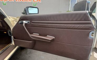 Mercedes-benz-380-class-1982-21