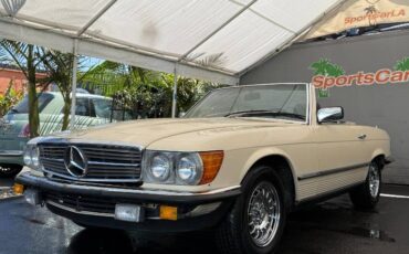 Mercedes-benz-380-class-1982-22