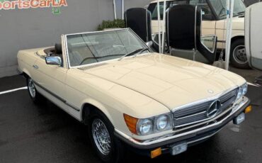 Mercedes-benz-380-class-1982-25