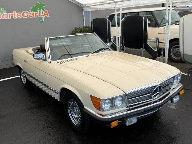 Mercedes-benz-380-class-1982-25