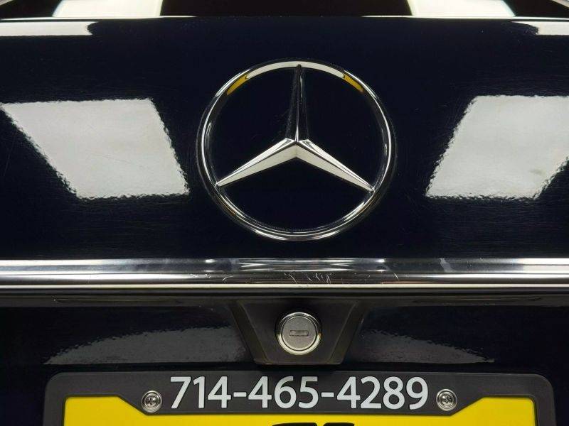 Mercedes-benz-380-series-sec-2d-coupe-1982-blue-21