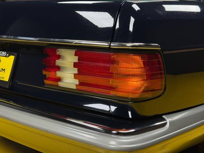 Mercedes-benz-380-series-sec-2d-coupe-1982-blue-8