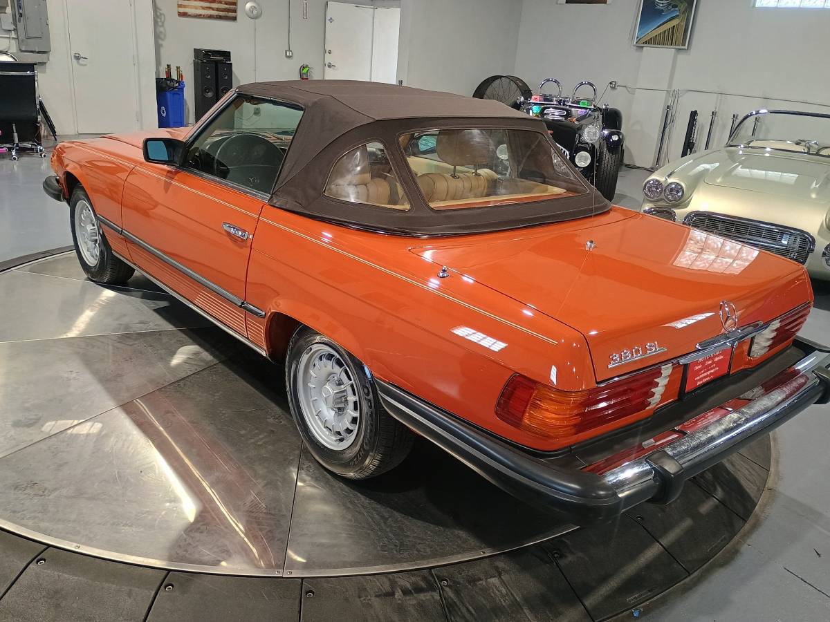 Mercedes-benz-380-sl-1982-1