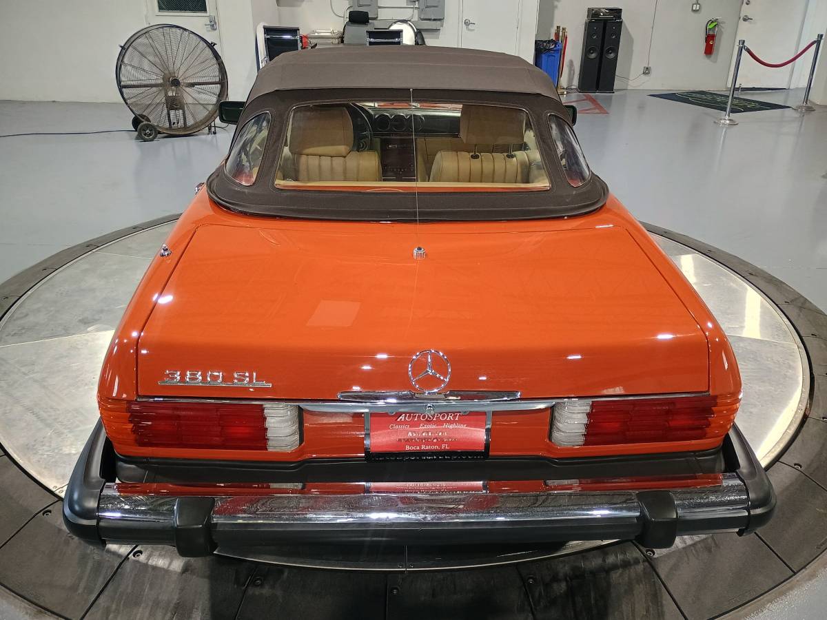 Mercedes-benz-380-sl-1982-2