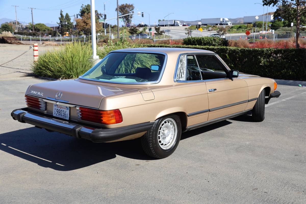 Mercedes-benz-380-slc-1981-black-10