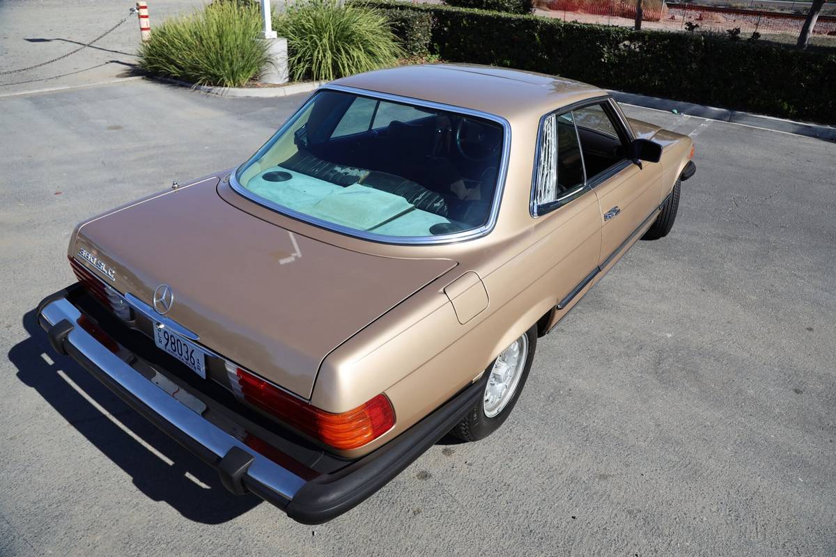 Mercedes-benz-380-slc-1981-black-12