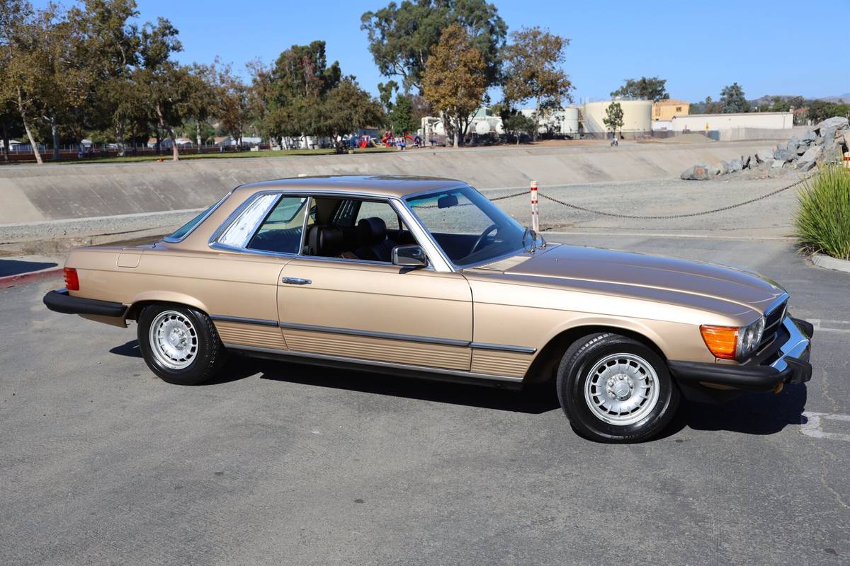 Mercedes-benz-380-slc-1981-black-2