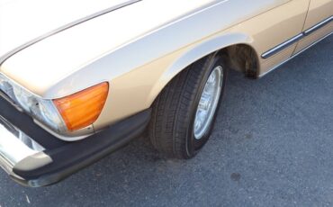 Mercedes-benz-380-slc-1981-black-22
