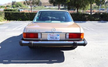 Mercedes-benz-380-slc-1981-black-3