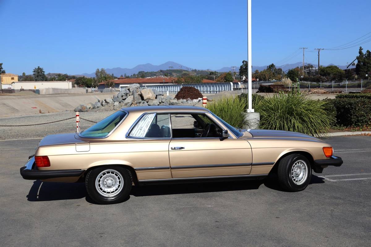 Mercedes-benz-380-slc-1981-black-9