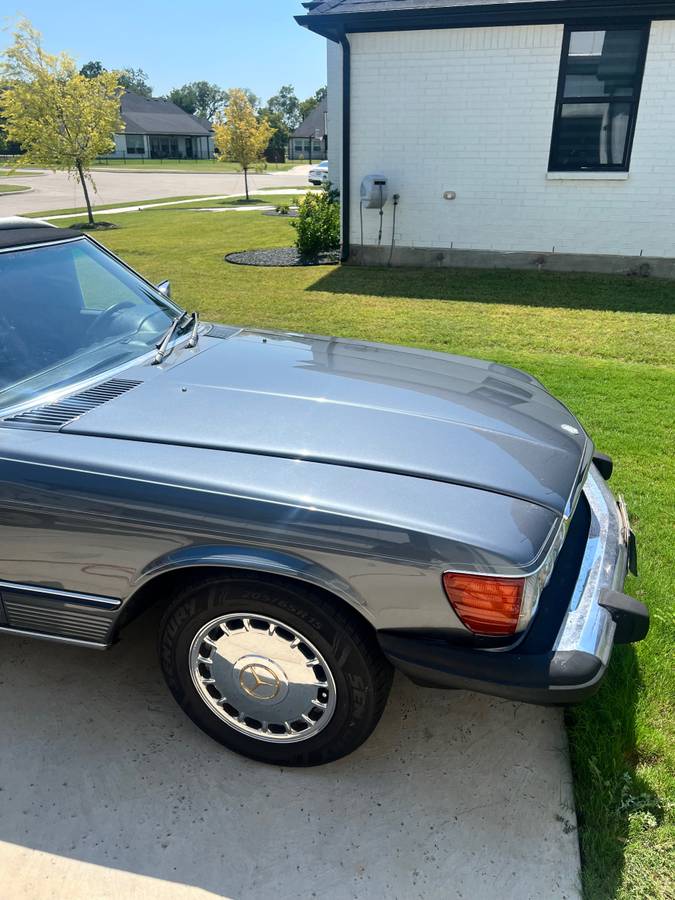 Mercedes-benz-380sl-1981-silver-2