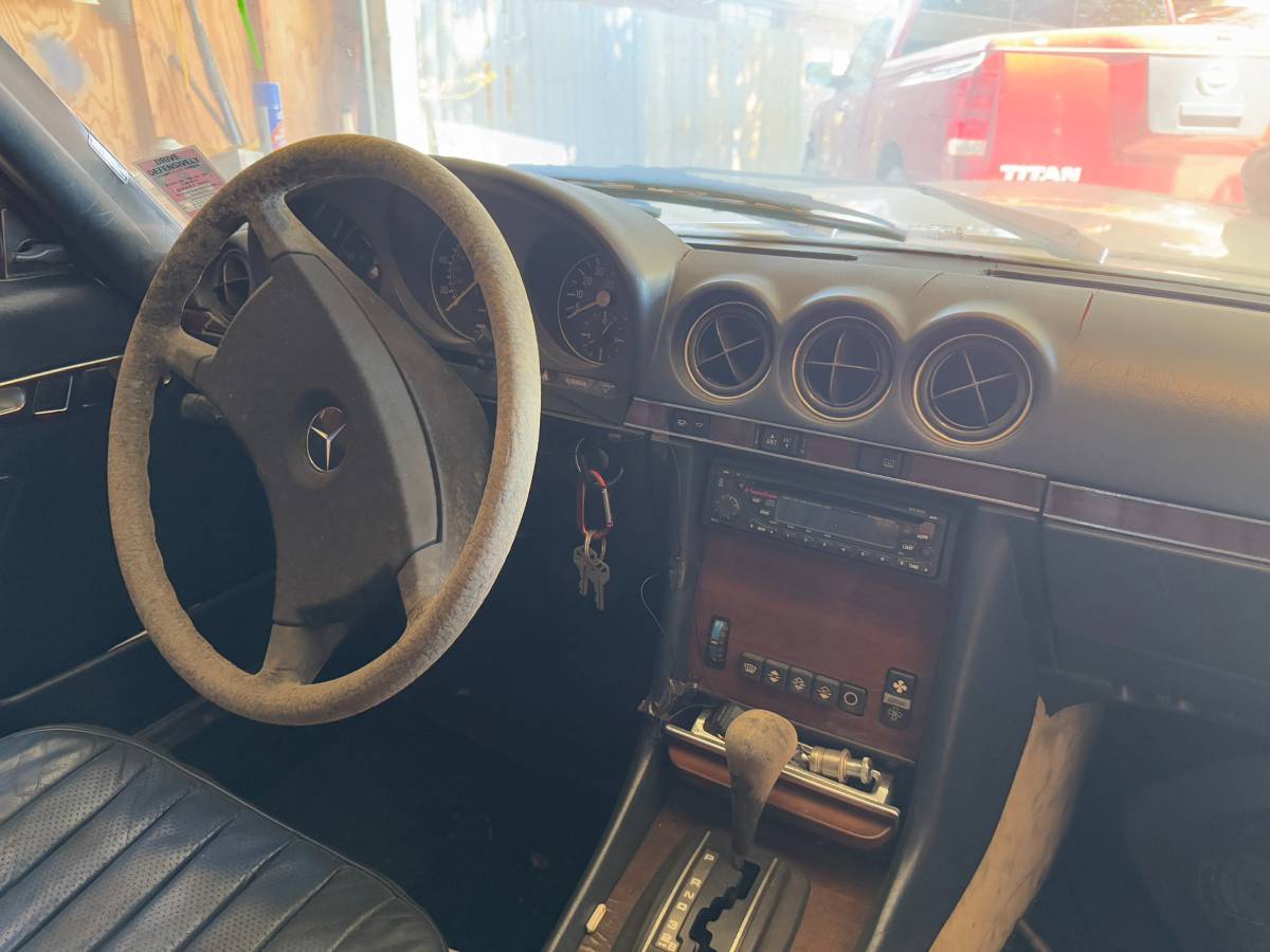 Mercedes-benz-380sl-1982-white-14