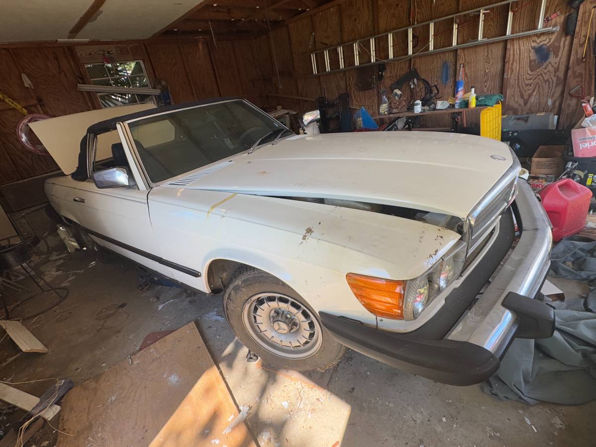 Mercedes-benz-380sl-1982-white-6