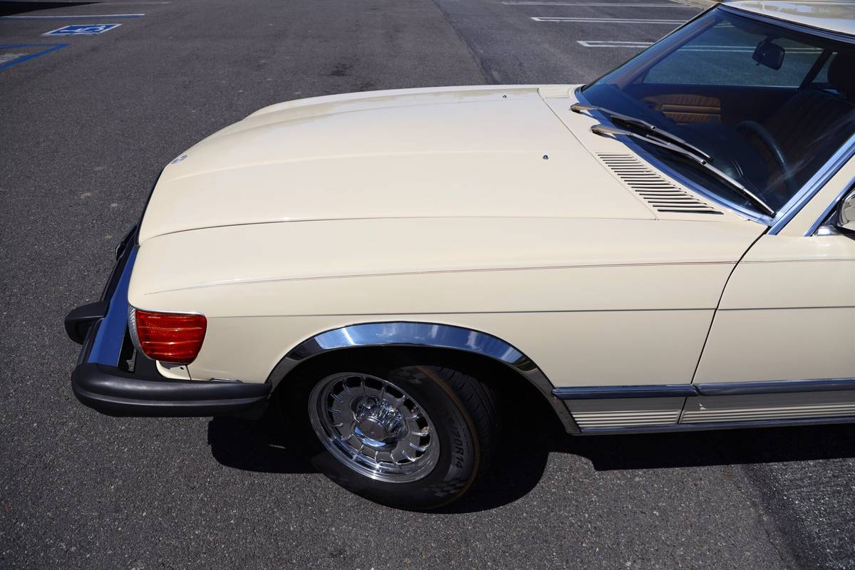 Mercedes-benz-380sl-1983-custom-12