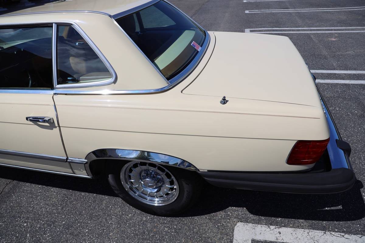 Mercedes-benz-380sl-1983-custom-14