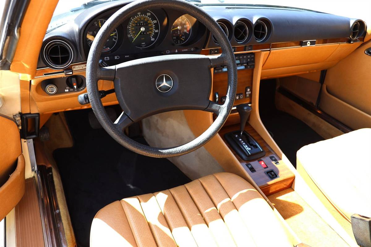 Mercedes-benz-380sl-1983-custom-16