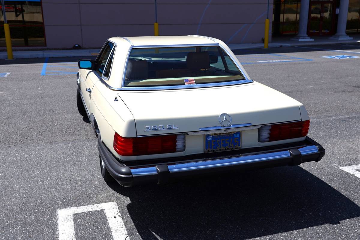 Mercedes-benz-380sl-1983-custom-9