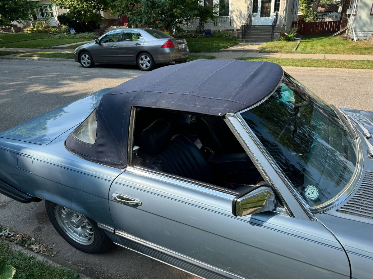 Mercedes-benz-380sl-1985-blue-14