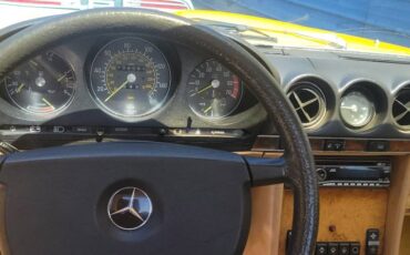Mercedes-benz-380sl-1985-yellow-6