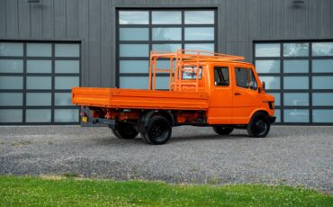 Mercedes-benz-407d-diesel-1986-orange-17