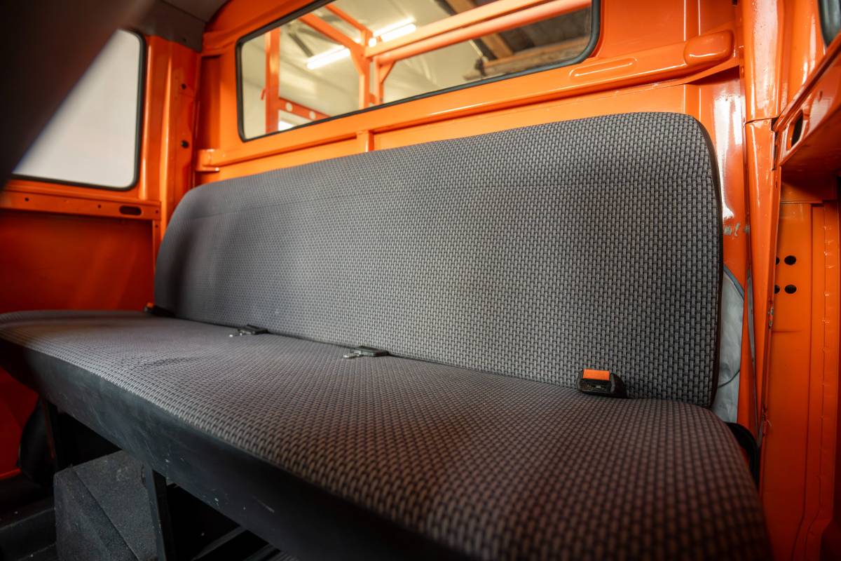 Mercedes-benz-407d-diesel-1986-orange-3
