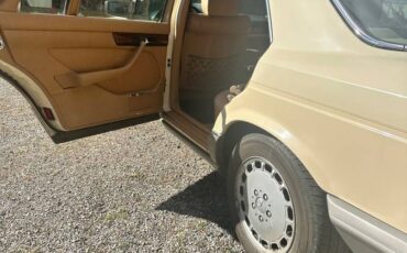 Mercedes-benz-420-sel-sedan-1987-yellow-5