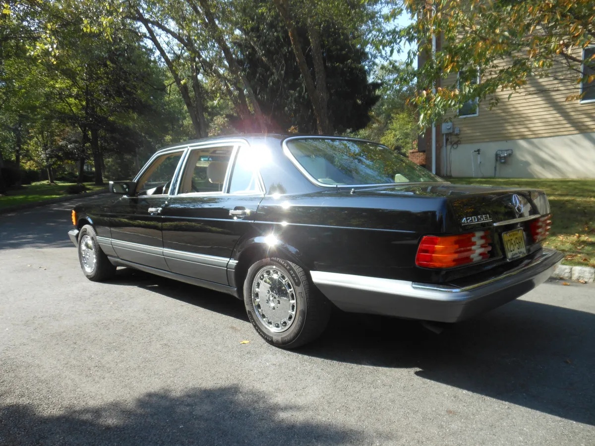 Mercedes-benz-420sel-1991-Black-Creme-Beige-4