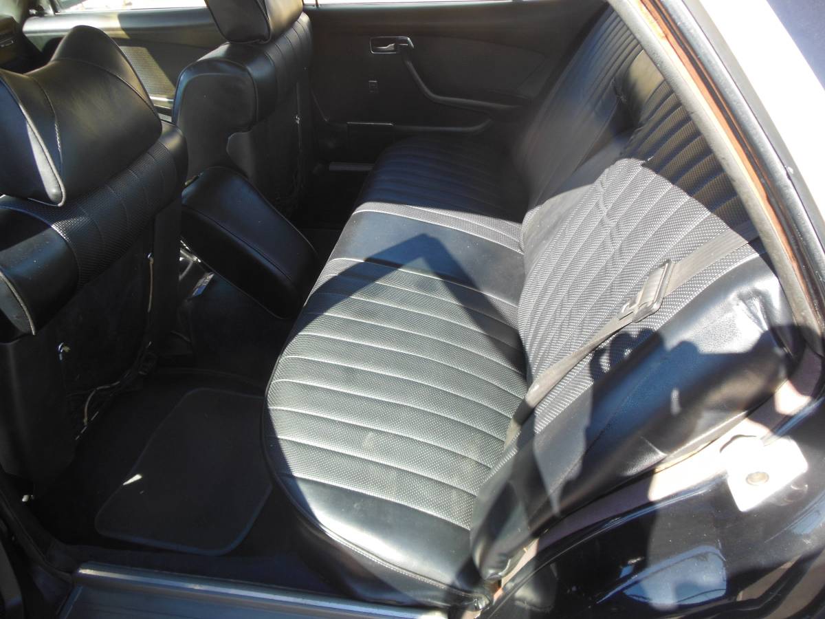 Mercedes-benz-450-sel-1975-black-17