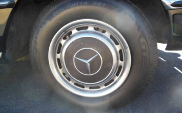 Mercedes-benz-450-sel-1975-black-19