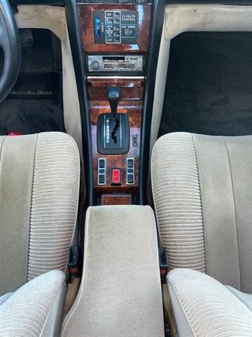 Mercedes-benz-450-sel-6.9-1980-brown-16