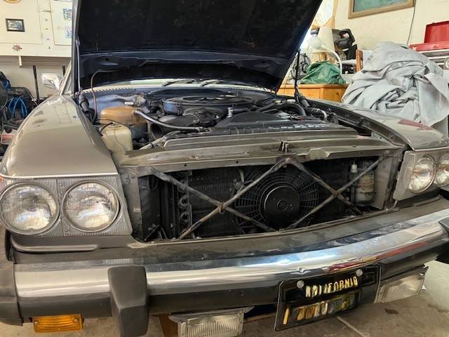 Mercedes-benz-450sl-1975-grey-2