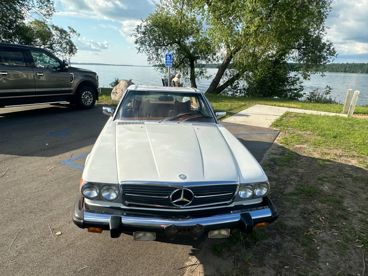 Mercedes-benz-450sl-1977-white-2