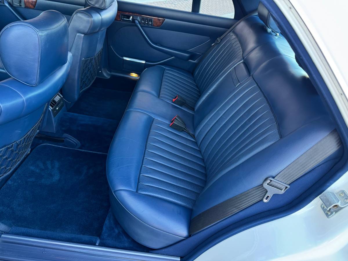 Mercedes-benz-500-500sel-1984-white-13