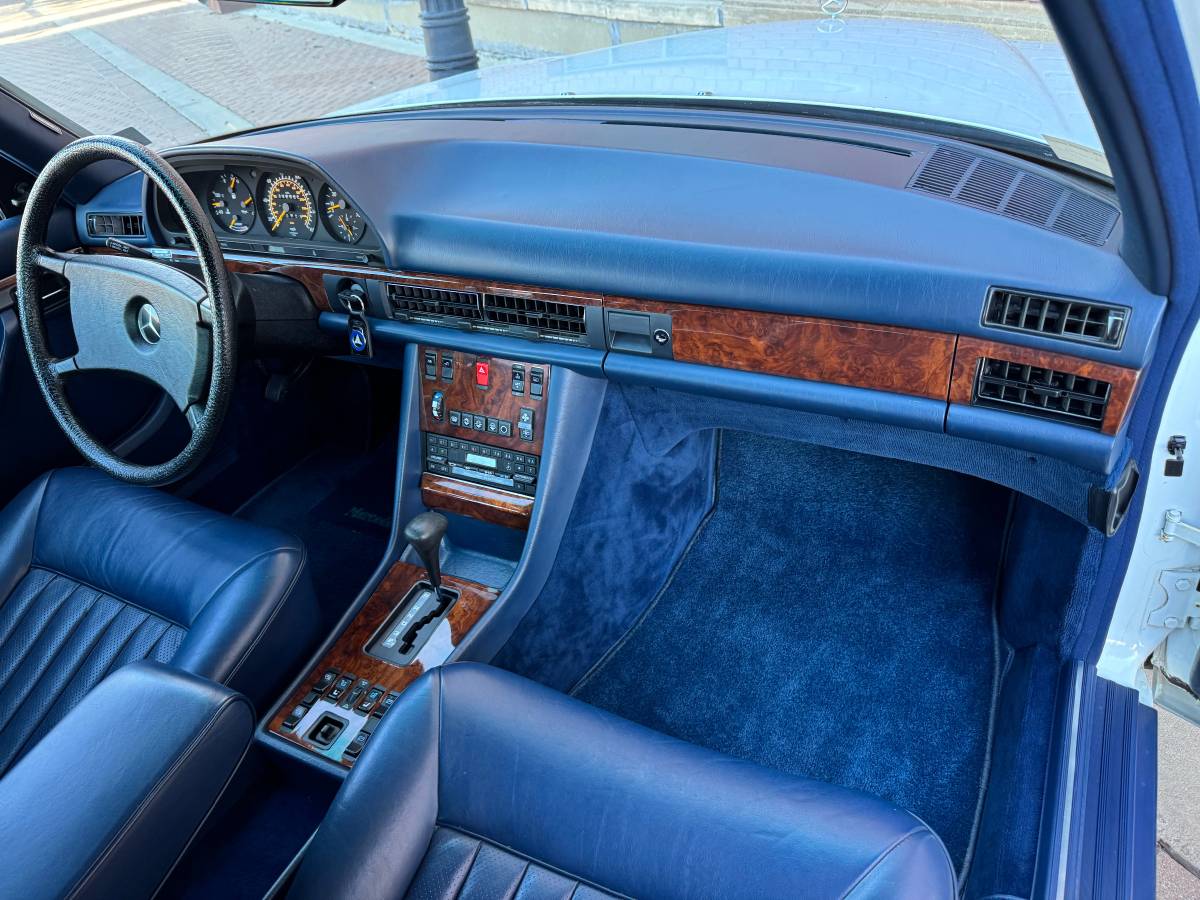 Mercedes-benz-500-500sel-1984-white-15