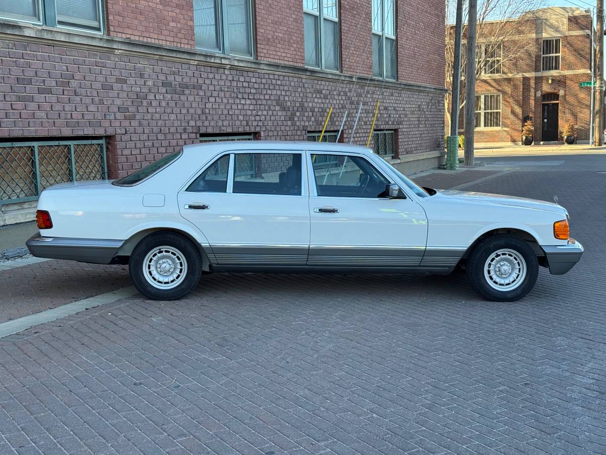 Mercedes-benz-500-500sel-1984-white-2